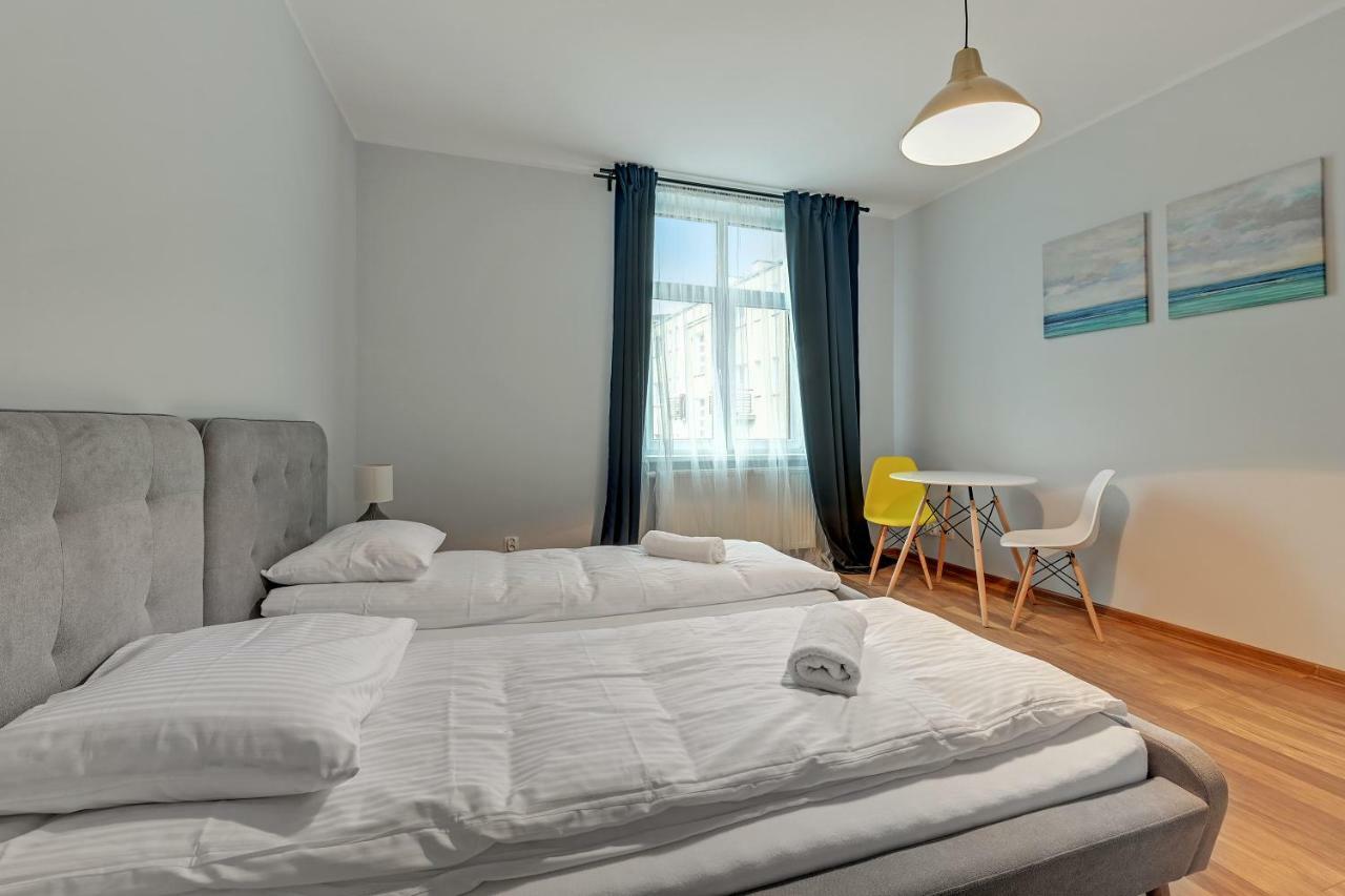 Seaside Boulevard - Top Location Apartment